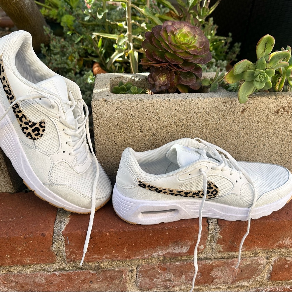 Stylish White and Leopard Print Women's Sneakers